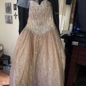 Quinceanera / Sweet 16 Dress